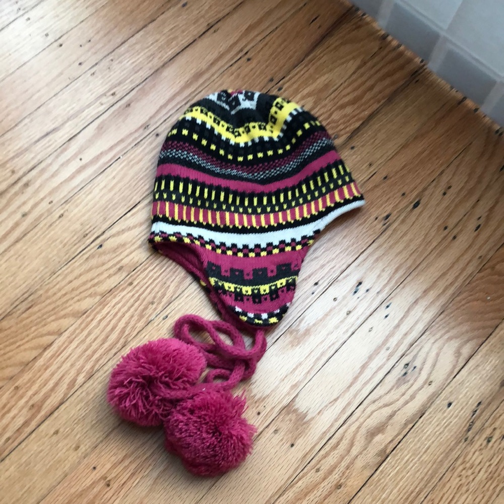 Steve Madden pink winter hat with pom poms